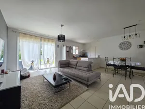 Maison à Saint-Hippolyte (17430)