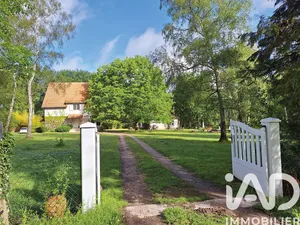 Domaine à La Ferté-Saint-Cyr (41220)