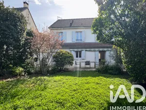 Maison à Pontault-Combault (77340)