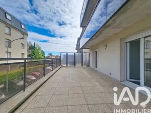 Apartment in Noisy-le-Grand (93160)