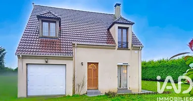 Maison traditionnelle à Maison-Rouge (77370)