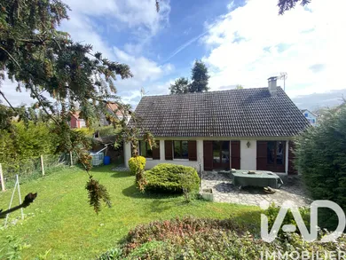 Traditional house in Pierres (28130)