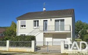 Pavillon à Saint-Amand-Montrond (18200)