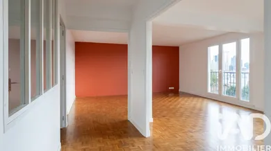 Apartment in Courbevoie (92400)
