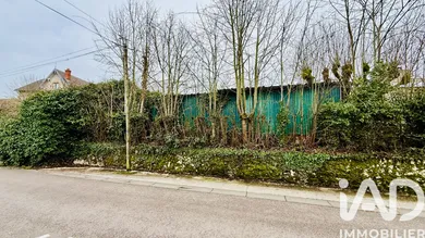 Terrain à bâtir à Bois-le-Roi (77590)
