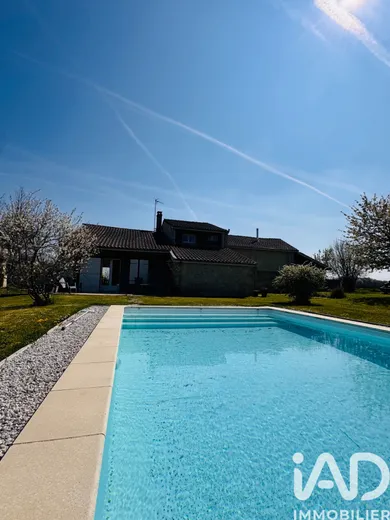 Maison à Galgon (33133)