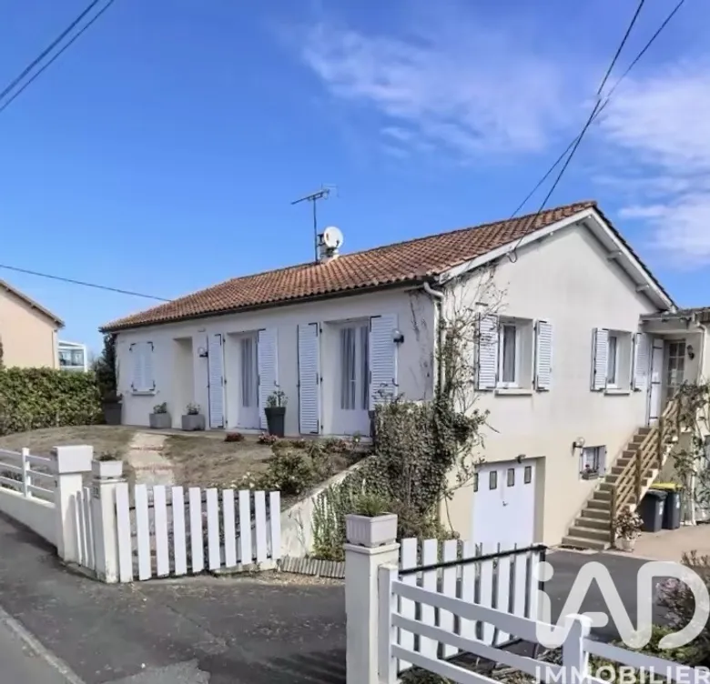 Maison 5 pièces 100 m² · à Le Tallud · 100 m² · 141 000 €