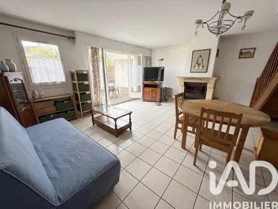 Maison à Montigny-le-Bretonneux (78180)