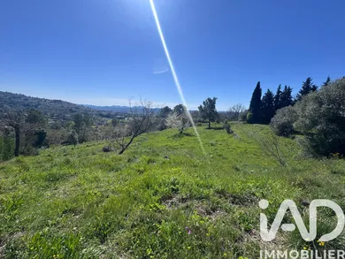 Terrain à bâtir à Fayence (83440)