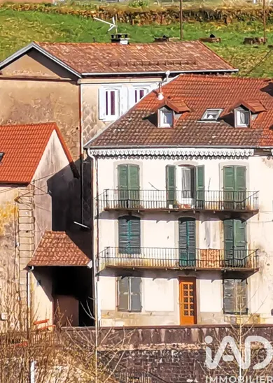 Building in Plombières-les-Bains (88370)