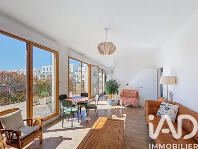 Apartment in Meudon (92360)