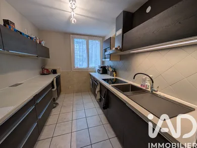 Apartment in Le Pont-de-Claix (38800)