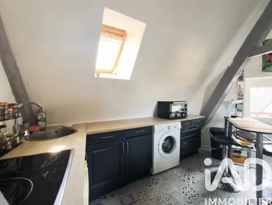 Studio à Poitiers (86000)
