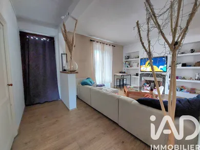Townhouse in Port-Sainte-Foy-et-Ponchapt (33220)