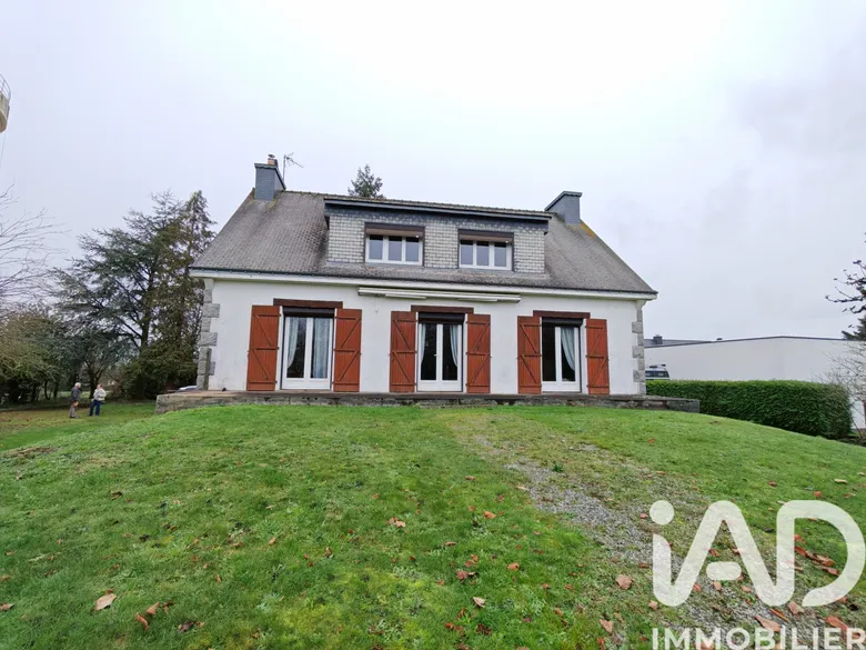 Maison 8 pièces 142 m² · à Ploërmel · 142 m² · 338 000 €
