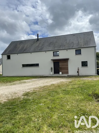 Architectural house in Octeville-l'Avenel (50630)