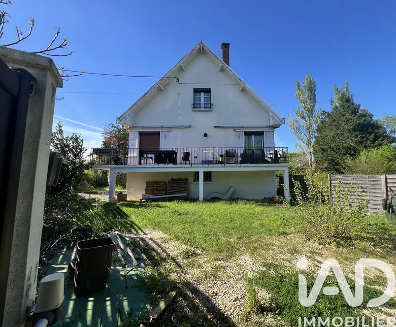 Maison 6 pièces 112 m² · à Saint-Rémy-en-Rollat · 112 m² · 207 000 €