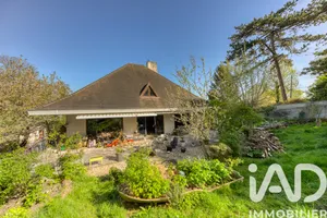 Maison d'architecte à Noisy-le-Grand (93160)