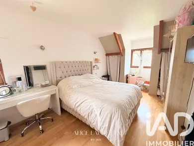 Maison à Boinvilliers (78200)