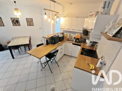 Townhouse in Pouzauges (85700)