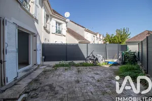 Townhouse in Montmagny (95360)