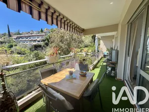 Apartment in Mandelieu-la-Napoule (06210)