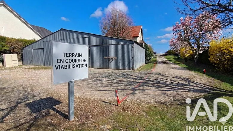 Terrain à bâtir à Neuilly-Crimolois (21800) · 145 000 €