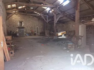 Garage à Saint-Secondin (86350)