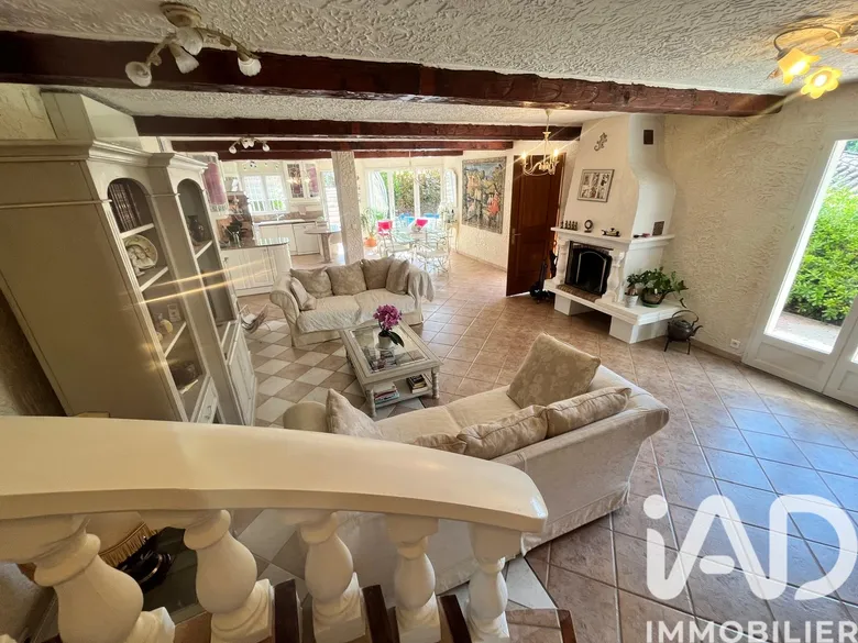 Maison 6 pièces 200 m² · à Menton · 200 m² · 990 000 €