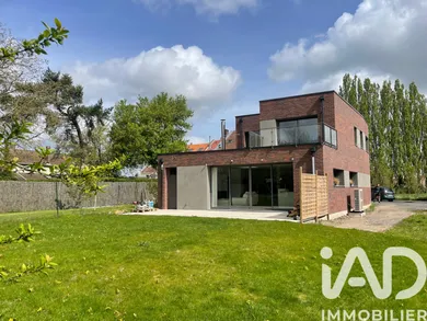 Maison à Villeneuve-d'Ascq (59650)