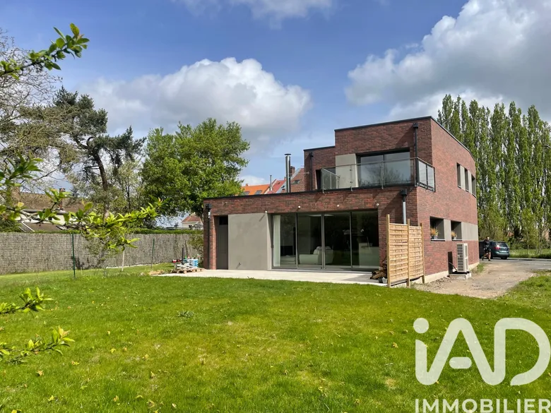 Maison 7 pièces 220 m² · à Villeneuve-d'Ascq · 220 m² · 795 000 €