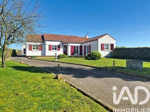 Village house in Frossay (44320)