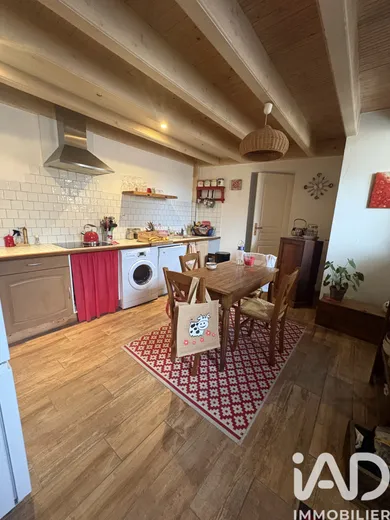 Appartement à Saint-Avre (73130)