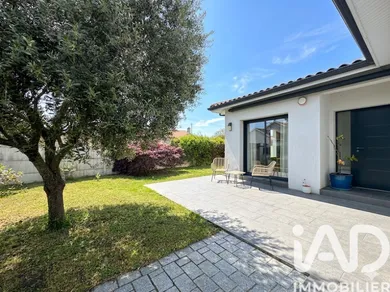 Maison à Villenave-d'Ornon (33140)