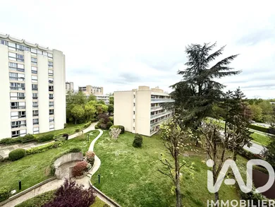 Appartement à Élancourt (78990)