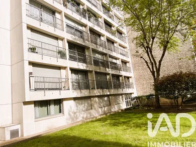 Apartment in Paris (75018)