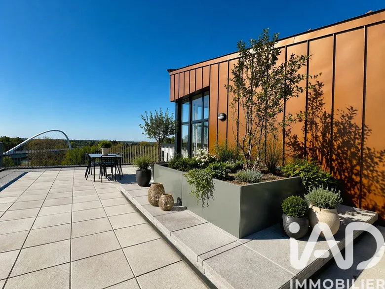 Appartement 5 pièces 122 m² · à Saint-Jean-de-la-Ruelle · 122 m² · 675 000 €