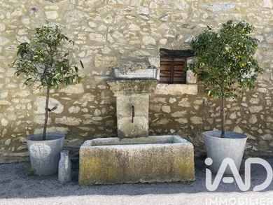 Maison de village à Lussan (30580)