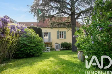 Traditional house in Saintry-sur-Seine (91250)