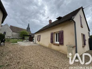 Village house in Volnay (72440)