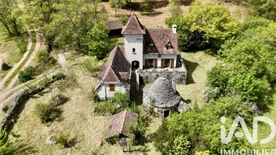 Maison traditionnelle à Béduer (46100)