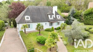 Mansion in Orgeval (78630)