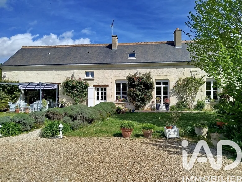 Maison 7 pièces 227 m² · à Chinon · 227 m² · 454 000 €