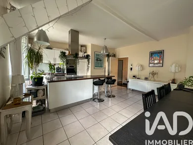 Townhouse in Sainte-Livrade-sur-Lot (47110)