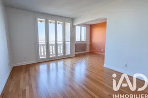 Apartment in Sainte-Foy-lès-Lyon (69110)