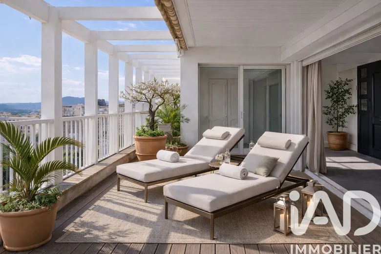 Appartement 5 pièces 204 m² · à Marseille · 204 m² · 799 000 €