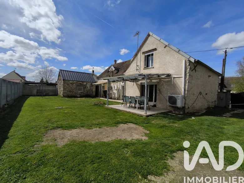 Maison 6 pièces 143 m² · à Marcilly-le-Hayer · 143 m² · 159 000 €