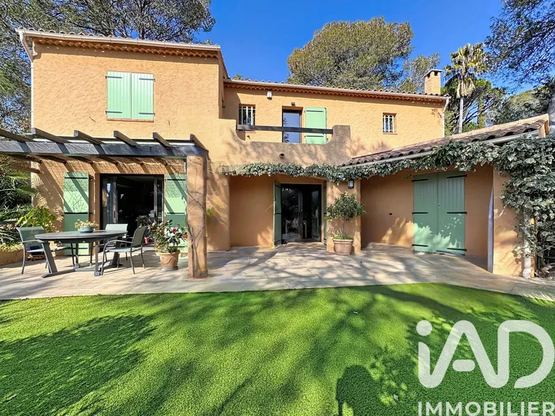 Maison 6 pièces 135 m² · à Fréjus · 135 m² · 715 000 €