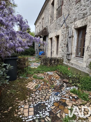 Maison à Neufchâtel-en-Saosnois (72600)