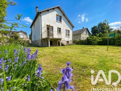 House in Fontainebleau (77300)